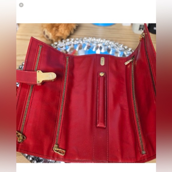 Preloved Vintage Fendi Roll Pouch/Clutch with push lock - Picture 4 of 10